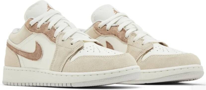 Jordan Lage Lichtbruine Sneakers 2025 Release Beige Heren