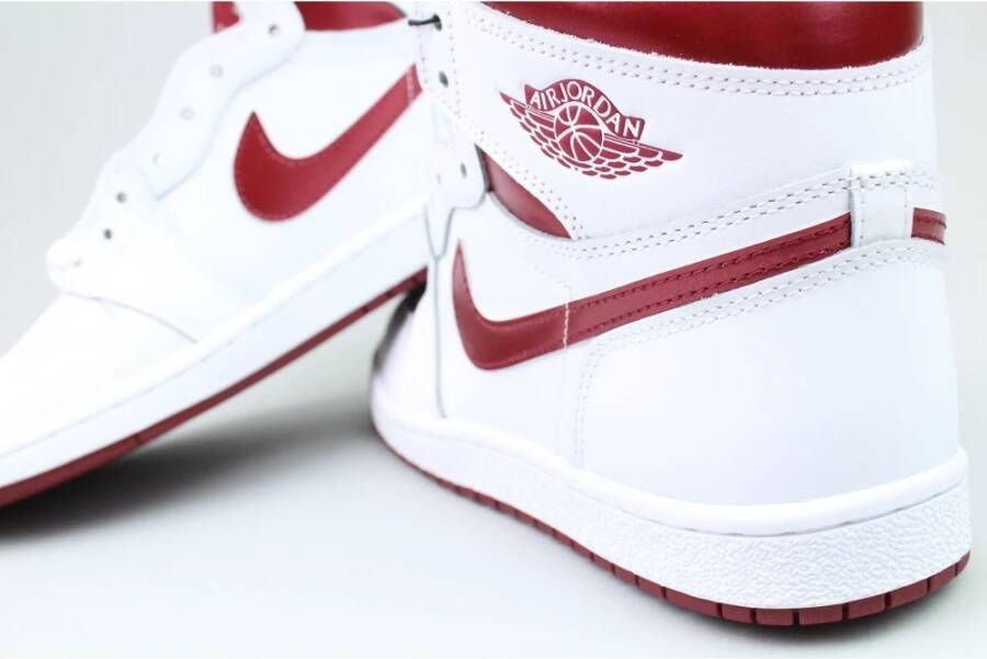 Jordan Metallic Burgundy High 85 Sneakers White Dames