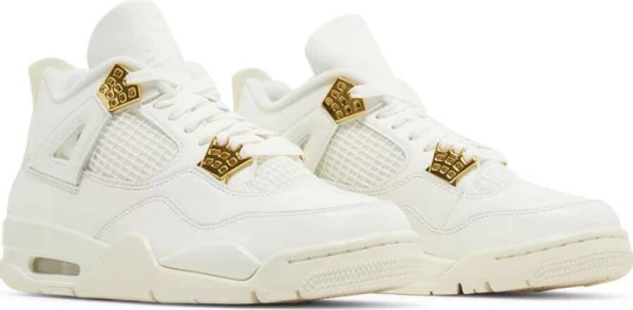 Jordan Metallic Gold Retro Sneakers Limited Edition White Heren