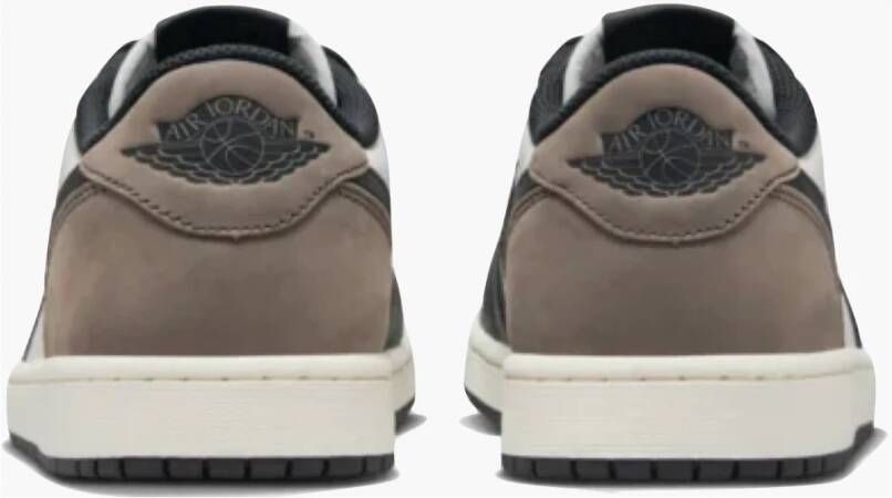 Nike Beperkte oplage Retro Low OG Mocha Brown Dames