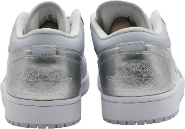 Nike Leather sneakers Gray Heren