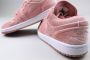 Jordan Roze Velvet Low SE Sneakers Pink Dames - Thumbnail 2