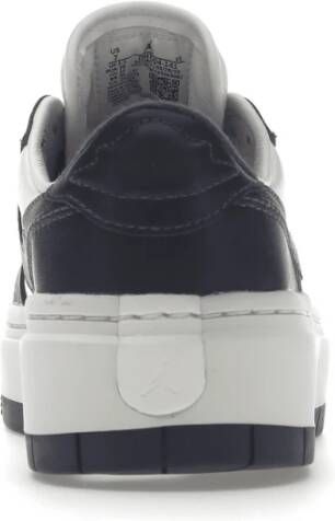 Jordan Elevate White Midnight Navy Sneakers Blauw Dames