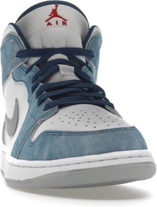 Jordan Mid Sneakers in Blauw Heren