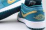 Jordan Velvet Geode Teal Low SE Sneakers Blue Dames - Thumbnail 2