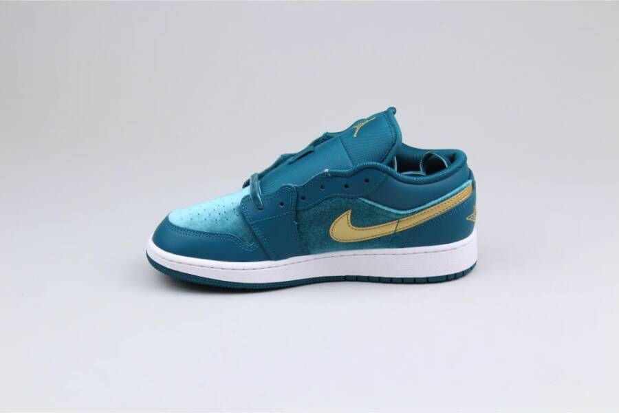 Jordan Velvet Geode Teal Low SE Sneakers Blue Dames