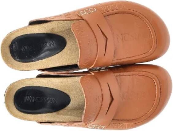 JW Anderson Pre-owned Leather mules Brown Dames