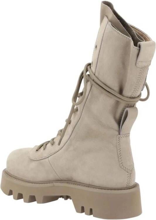 JW Anderson Stijlvolle Combat Enkellaarzen met Profielzool Beige Dames