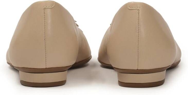 Kazar Beige leren ballerina's met bloem Beige Dames