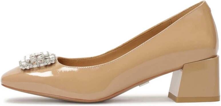 Kazar Beige pumps met sieradenversiering Beige Dames