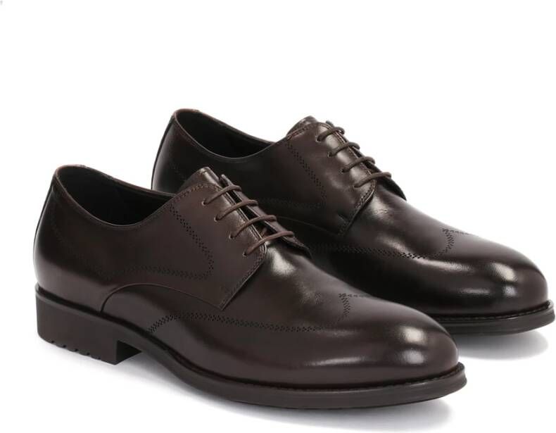 Kazar Bruine derby schoenen voor heren met een elegant geperforeerd patroon Brown Heren