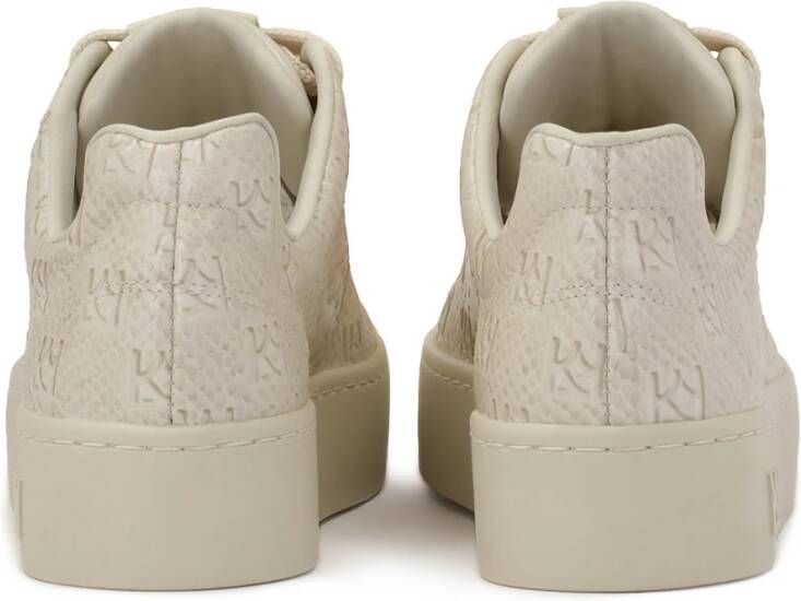 Kazar Comfortabele leren sneakers met reliëfpatroon White Dames