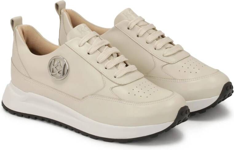 Kazar Comfortabele sneakers versierd met een zilveren monogram White Dames