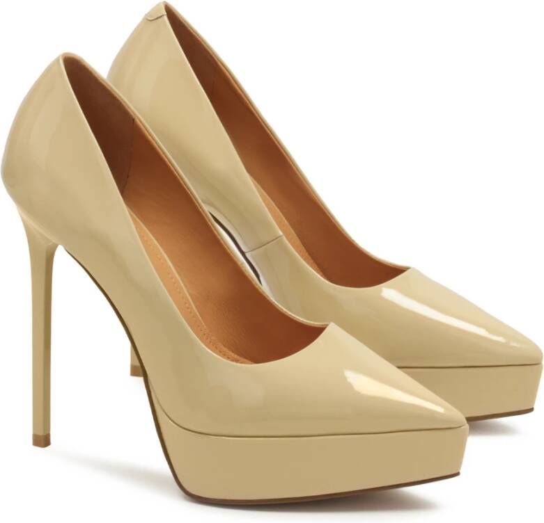 Kazar Gelakte beige platform pumps Beige Dames