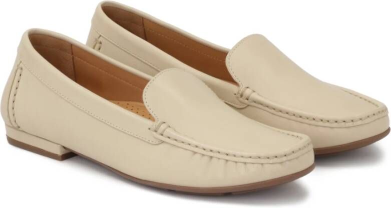 Kazar Instap mocassins met traditioneel stiksel Beige Dames