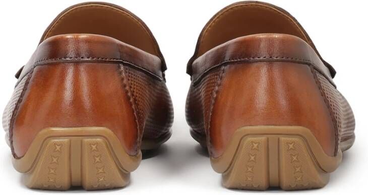 Kazar Luchtige leren mocassins met perforaties Brown Heren