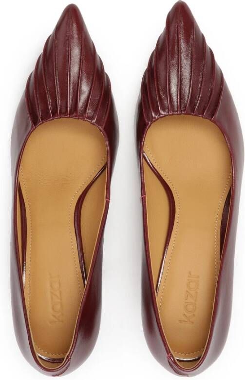 Kazar Maroon pumps met een opvallende inkeping op de neus Brown Dames