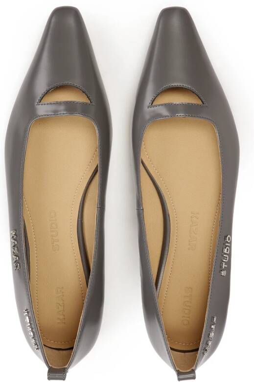 Kazar Studio Grijze platte pumps met uitgesneden bovenkant Gray Dames