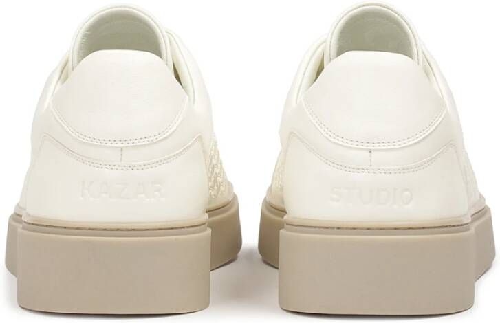 Kazar Studio Leren sneakers met vetersluiting en reliëfpatroon White Heren