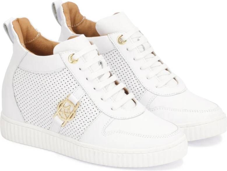 Kazar Witte Leren Geperforeerde Sneakers met Verborgen Anker White Dames