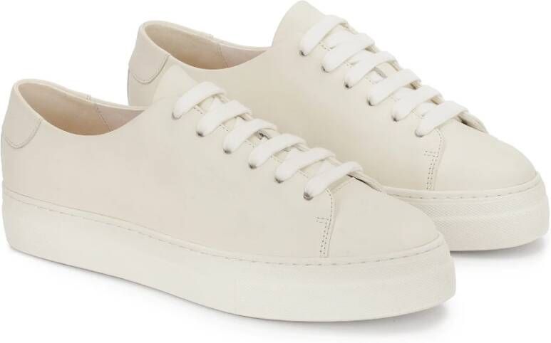 Kazar Witte leren sneakers met een eenvoudig bovendeel White Dames