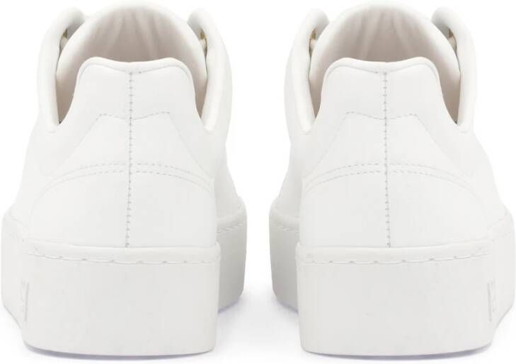 Kazar Witte minimalistische sneakers op een eenvoudige zool White Dames