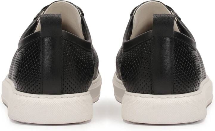 Kazar Zwarte geperforeerde leren sneakers Black Heren