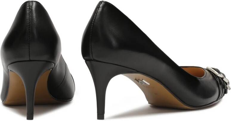 Kazar Zwarte lage pumps versierd met strepen Black Dames