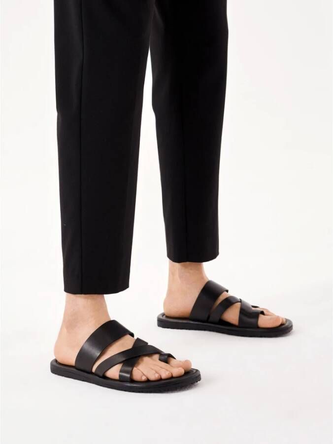 Kazar Zwarte leren slides in urban stijl voor mannen Black Heren