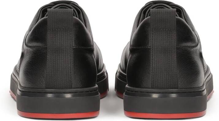 Kazar Zwarte leren sneakers met perforatie en rode inzet Black Heren