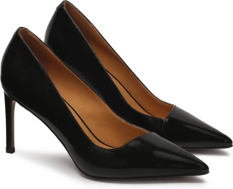 Kazar Zwarte pumps met een mooi uitgesneden bovenkant Black Dames