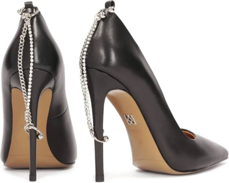 Kazar Zwarte stiletto's met een ketting vastgemaakt aan de hak Black Dames