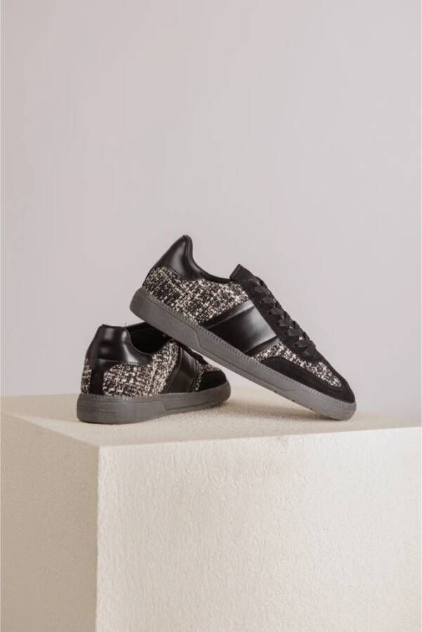 Kennel & Schmenger Zwarte Sneaker met Suède Details Black Dames