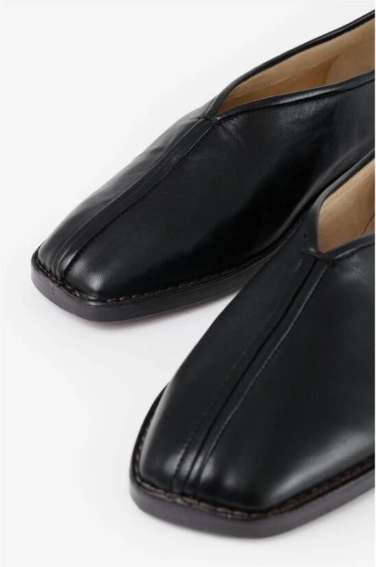 Lemaire Platte Piped Pantoffels in Zwart Leer Black Heren