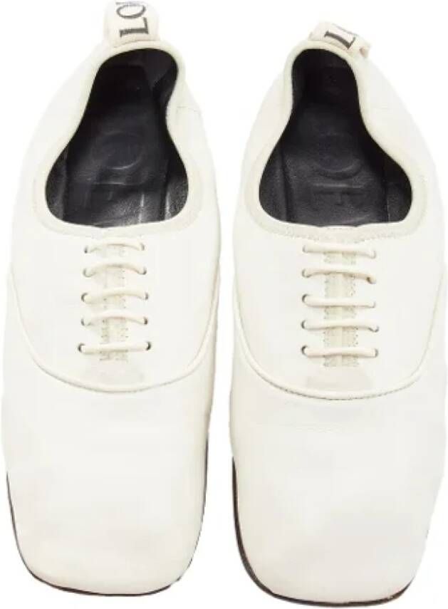 Loewe Pre-owned Leather flats White Dames