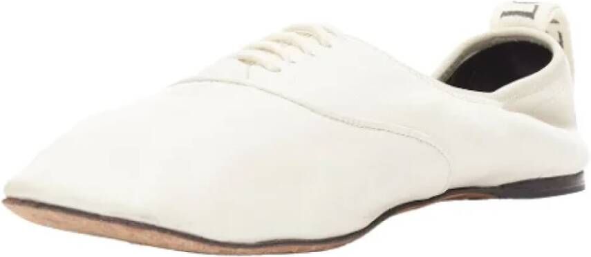 Loewe Pre-owned Leather flats White Dames