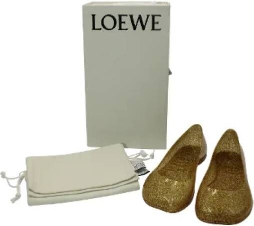 Loewe Pre-owned Plastic flats Yellow Dames