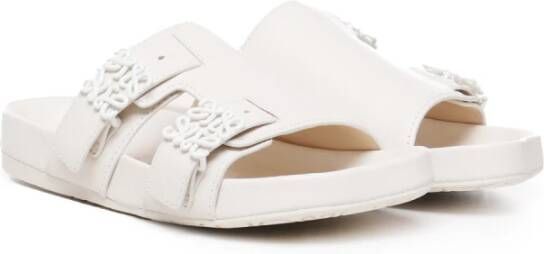 Loewe Witte Geitenleren Slide Sandalen met Anagram Gesp White Dames