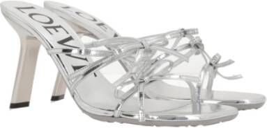 Loewe Zilveren Petal Sandalen met Strik Detail Gray Dames