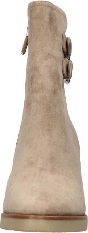 Lola Cruz Beige Dames