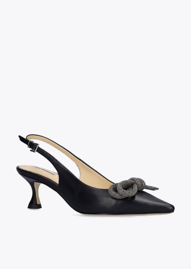 Lola Cruz Zwarte Chanel Sandalen met Juweelstrik Black Dames