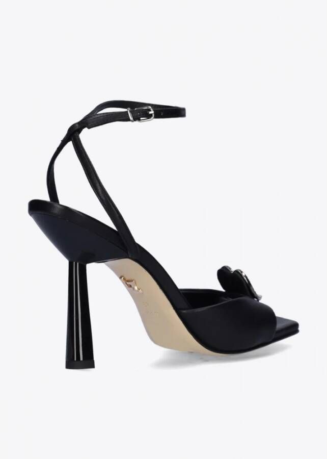 Lola Cruz Zwarte Leren Stiletto Sandalen met Hartjuweel Detail Black Dames