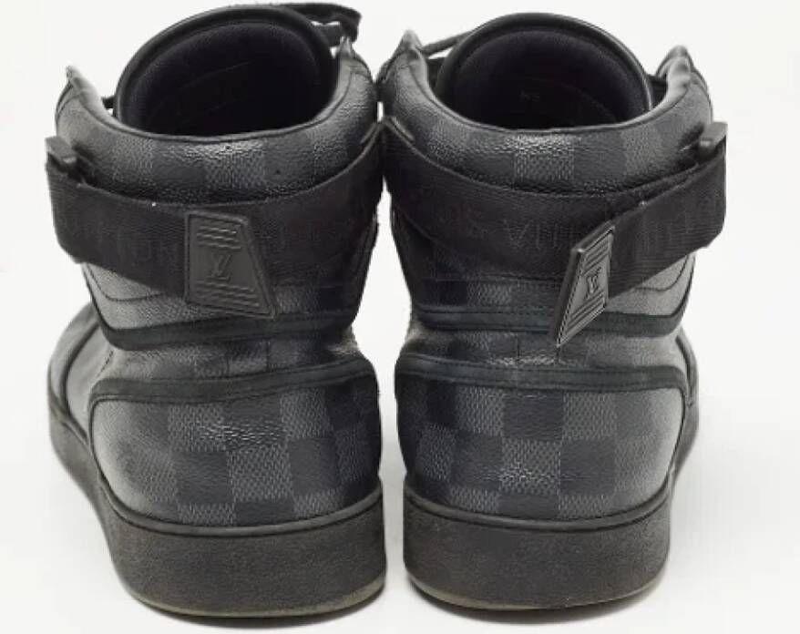 Louis Vuitton Vintage Pre-owned Canvas sneakers Black Dames