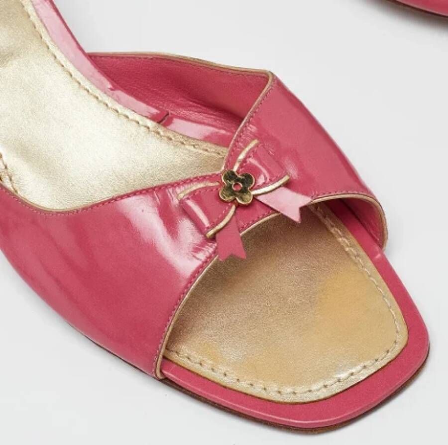 Louis Vuitton Vintage Pre-owned Leather sandals Pink Dames