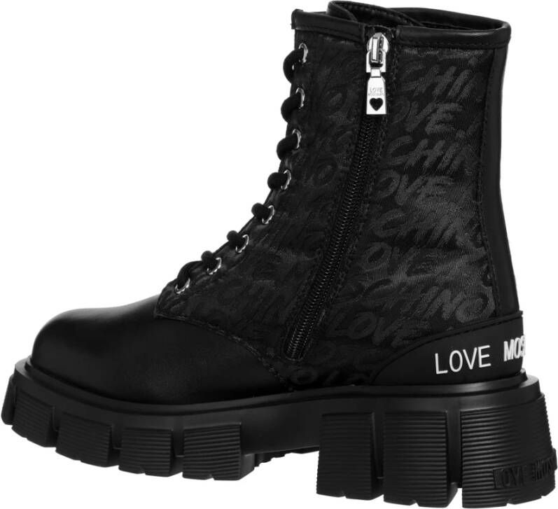 Love Moschino Stijlvolle veterschoenen voor dames Zwart Dames