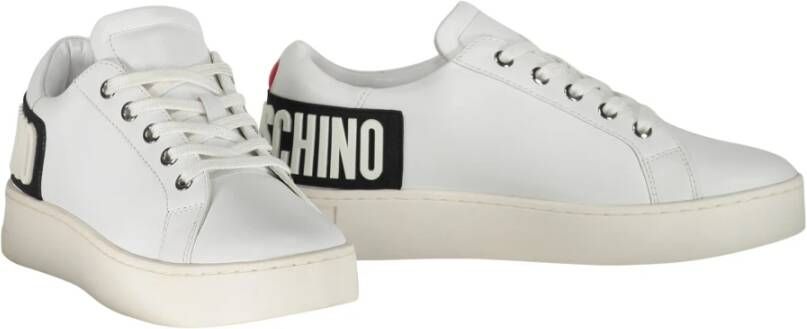 Love Moschino Lage leren sneakers met logo achteraan White Dames