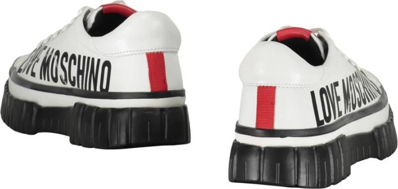 Love Moschino Leren Lage Sneakers met Contrasterende Details White Dames