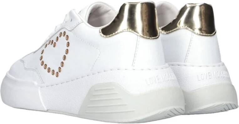 Love Moschino Stijlvolle Hart Stud Sneakers Wit Dames