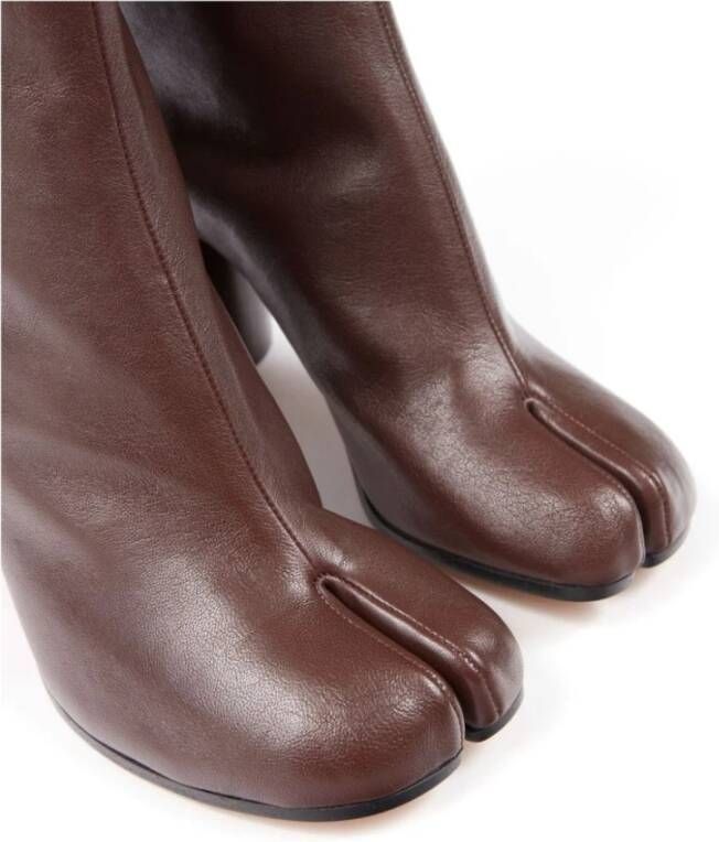 Maison Margiela Bordeaux Signature Tabi Toe Laarzen Brown Dames