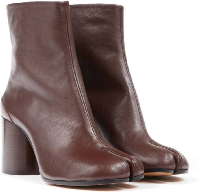 Maison Margiela Bordeaux Signature Tabi Toe Laarzen Brown Dames